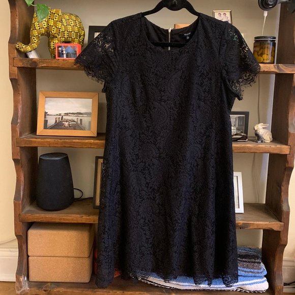 Madewell Dresses & Skirts - EUC Madewell Klack Black Floral Lace Shift Dress 6